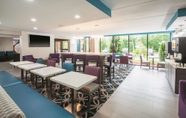 อื่นๆ 7 La Quinta Inn & Suites by Wyndham Sturbridge