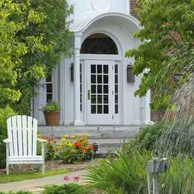 Primary image 1 The Spa at Norwich Inn, Hotel Taman Warisan Upper Falls
