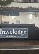 Lobi Travelodge by Wyndham Vernon CT