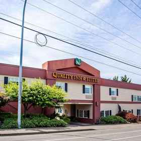 Imej utama1Quality Inn & Suites Bremerton near Naval Shipyard,海港喷泉公园飯店