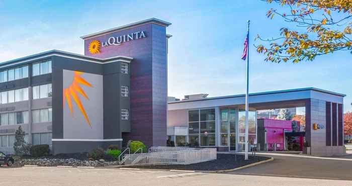 Others La Quinta Inn & Suites by Wyndham Clifton/Rutherford