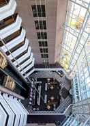 Lobby Hilton Toronto/Markham Suites Conference Centre & Spa