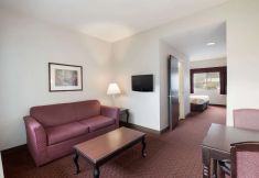 기타 7 Quality Inn Grand Suites Bellingham