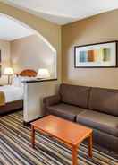 Imej utama Comfort Suites Chesapeake - Norfolk