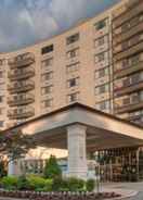 Imej utama Arlington Court Suites, a Clarion Collection Hotel