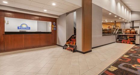 其他 2 Days Inn by Wyndham Woodbury Long Island