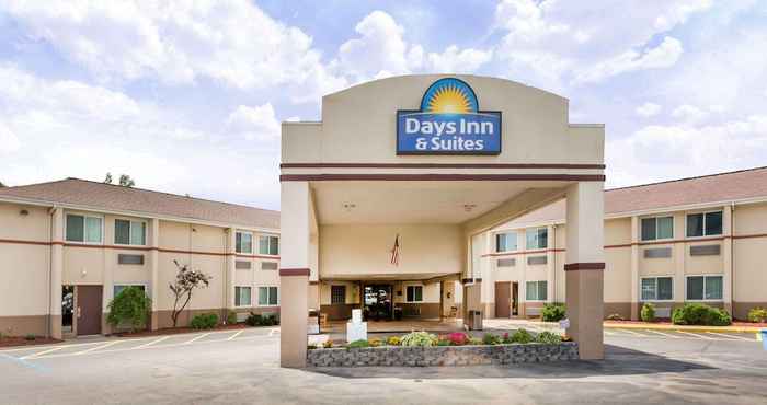 Khác Days Inn & Suites by Wyndham Bridgeport - Clarksburg