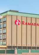 Imej utama Ramada by Wyndham Cumberland Downtown