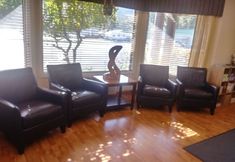 其他 3 Oakridge Inn & Suites