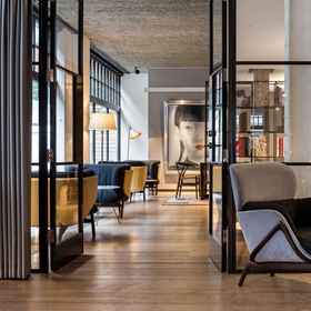 Primary image 1 Radisson Blu Hotel, London Mercer Street, Travel Lord Hotels