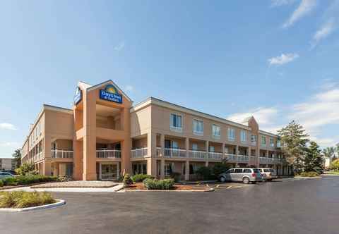 Others Days Inn & Suites by Wyndham Warren