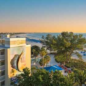 Primary image1RumFish Beach at TradeWinds,埃克德学院飯店