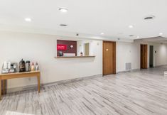 Others 3 Red Roof Inn Cadiz