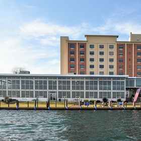 Primary image1尼加拉瀑布皇冠假日飯店 IHG 旗下飯店,尼亚加拉峡谷探索中心飯店