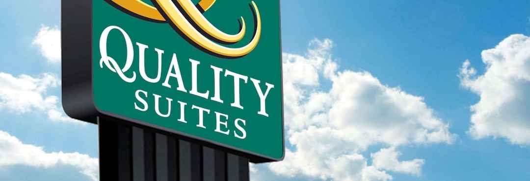 Khác Quality Inn & Suites