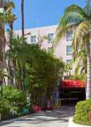 Imej utama Ramada Plaza by Wyndham West Hollywood Hotel & Suites