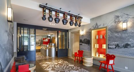 기타 2 Swiss Night by Fassbind