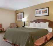 Others 7 Quality Inn & Suites