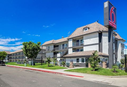 その他 Motel 6 Escondido, CA