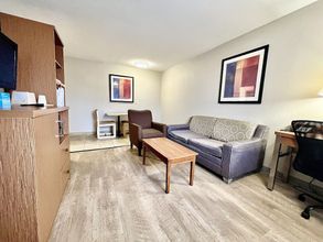 Others 4 Days Inn & Suites by Wyndham Arlington Near Six Flags