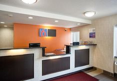 Others 5 Motel 6 Binghamton, NY