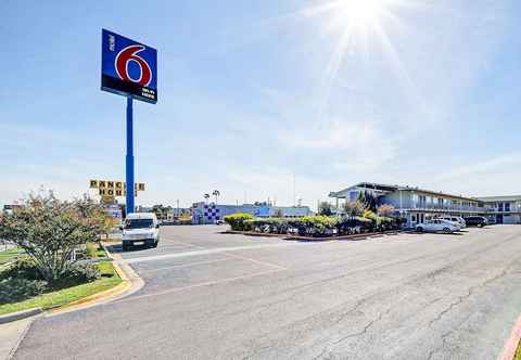 Others Motel 6 Laredo, TX - South