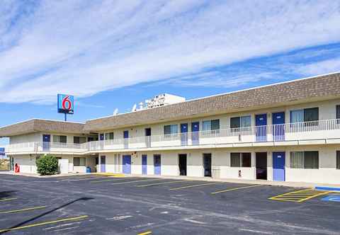 Others Motel 6 Laramie, WY