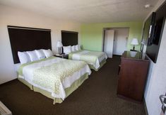 其他 6 Days Inn by Wyndham Oceanside