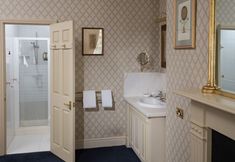 其他 6 The Kennard