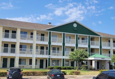 其他 HomeTowne Studios by Red Roof Dallas - Irving