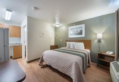 其他 6 HomeTowne Studios by Red Roof Dallas - Irving