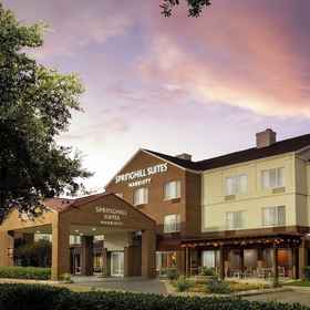 Primary image1達拉斯北阿靈頓春丘套房,River Legacy Living Science Center飯店