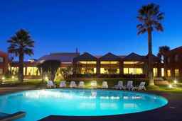 Park Hotel Calama, Rp 947.896