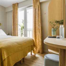 Primary image 1 โรงแรมอามิ - ออร์โซ โฮเทล, โรงแรม & ที่พัก Palais des Sports Robert Charpentier