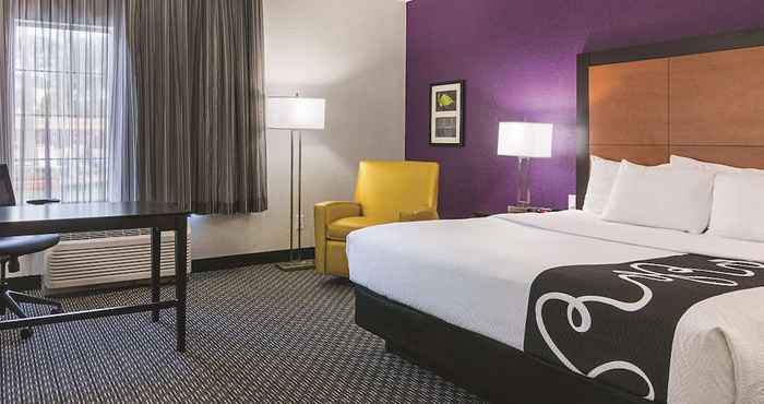 Others La Quinta Inn & Suites by Wyndham Orlando Airport North
