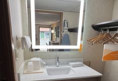 기타 7 Days Inn by Wyndham Liverpool/Syracuse