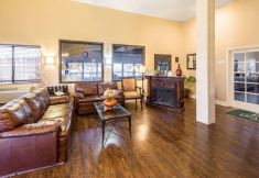 Others 3 Quality Inn