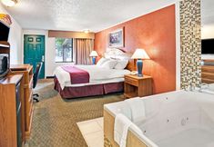 Others 6 Knights Inn Sterling Heights