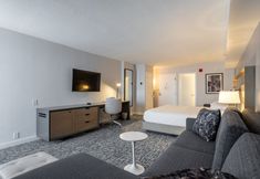อื่นๆ 2 DoubleTree by Hilton New York JFK Airport