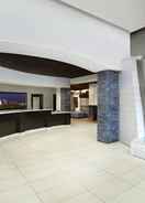 Imej utama Four Points by Sheraton Hotel & Suites Calgary West