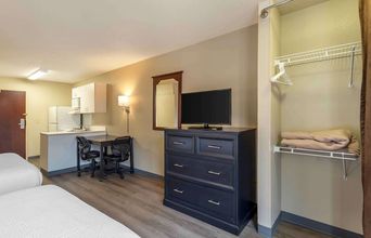 Others 4 Extended Stay America Suites Chicago Woodfield Mall