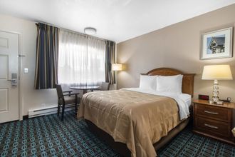 其他 4 Bayside Inn & Suites