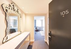 Others 4 Admiral Hotel