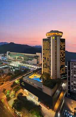 Shangri-La Shenzhen, THB 3,845.69