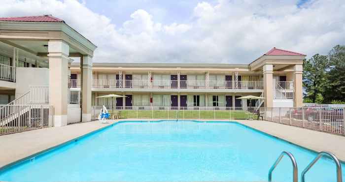 Others Days Inn by Wyndham Greensboro Airport