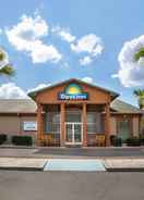 Imej utama Days Inn by Wyndham Hardeeville/ I-95 State Line