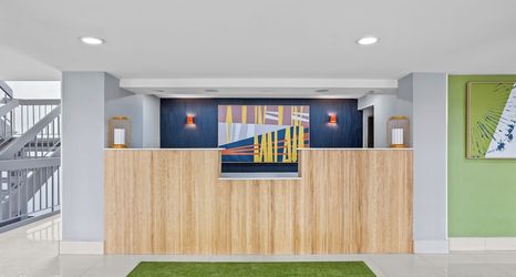 Others 2 Spark by Hilton Des Plaines Chicago O'Hare