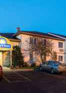 Imej utama Days Inn by Wyndham West-Eau Claire