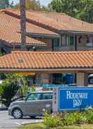 Imej utama Rodeway Inn Fallbrook Downtown