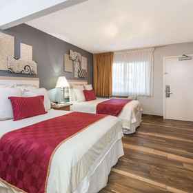 Imej utama 1 Ramada by Wyndham near SeaWorld / Mission Beach, San Diego Convention Center Hotels